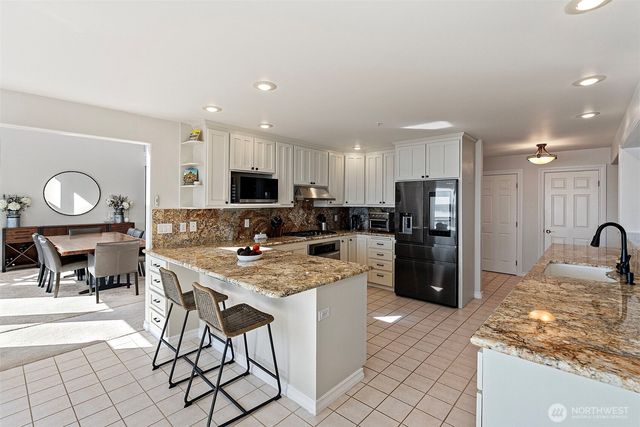 182 Bow Road, Fox Island, WA 98333
