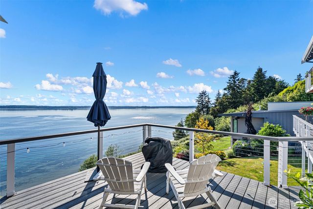 182 Bow Road, Fox Island, WA 98333