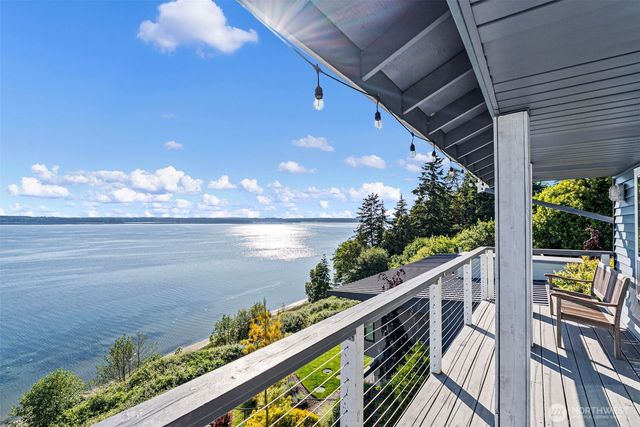 182 Bow Road, Fox Island, WA 98333