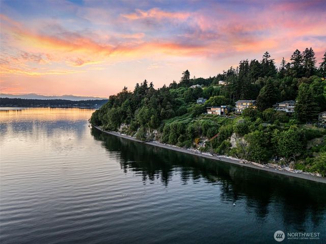 182 Bow Road, Fox Island, WA 98333