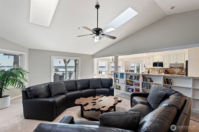 182 Bow Road, Fox Island, WA 98333