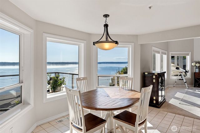 182 Bow Road, Fox Island, WA 98333