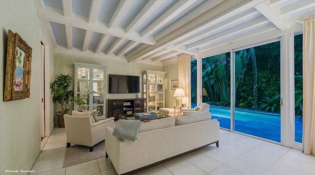 258 Pendleton Avenue, Palm Beach, FL 33480