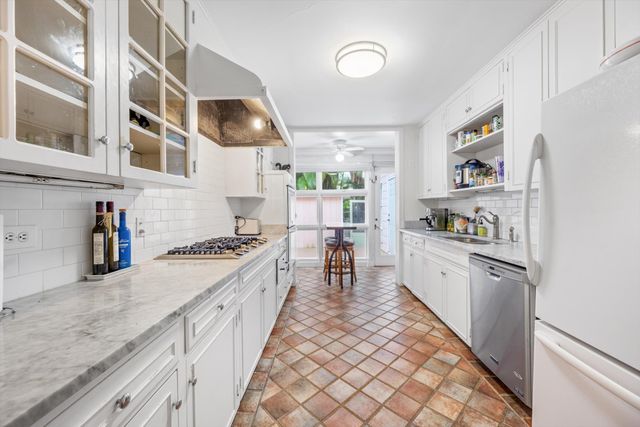 258 Pendleton Avenue, Palm Beach, FL 33480