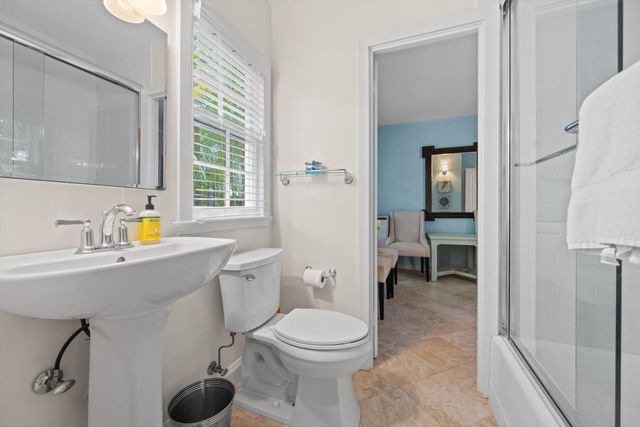 258 Pendleton Avenue, Palm Beach, FL 33480