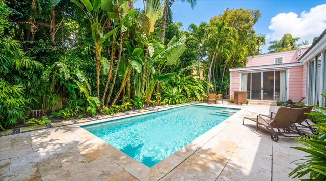 258 Pendleton Avenue, Palm Beach, FL 33480