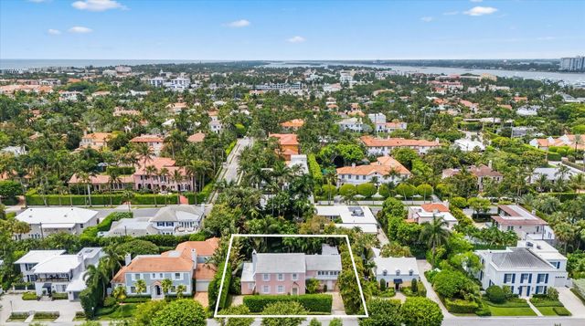 258 Pendleton Avenue, Palm Beach, FL 33480