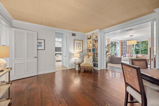 258 Pendleton Avenue, Palm Beach, FL 33480