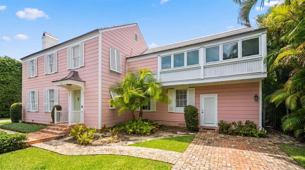 258 Pendleton Avenue, Palm Beach, FL 33480