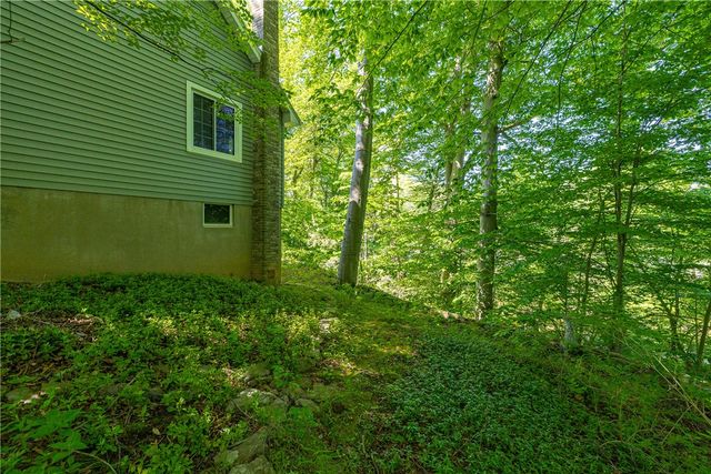 291 Whitney Road, Perinton, NY 14526