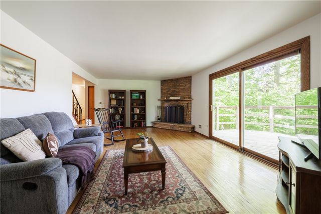 291 Whitney Road, Perinton, NY 14526