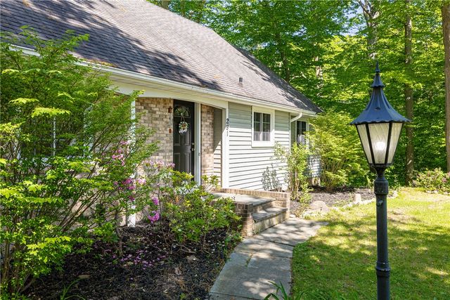 291 Whitney Road, Perinton, NY 14526