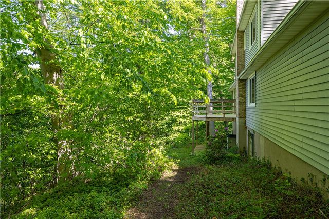 291 Whitney Road, Perinton, NY 14526