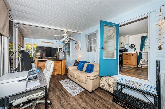 8678 44TH AVENUE N 62, St Petersburg, FL 33709