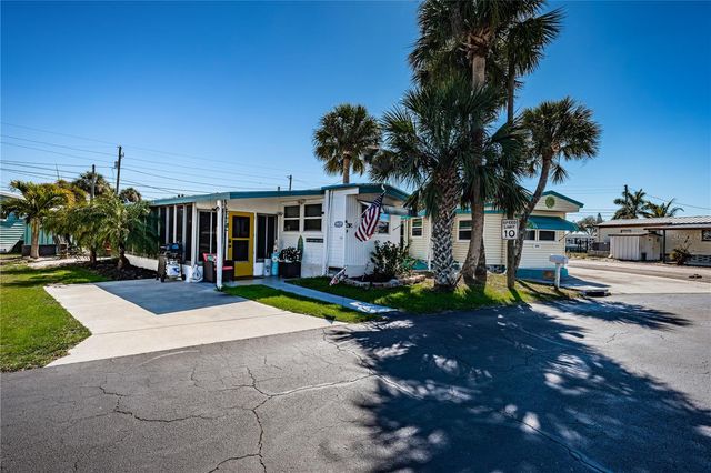 8678 44TH AVENUE N 62, St Petersburg, FL 33709