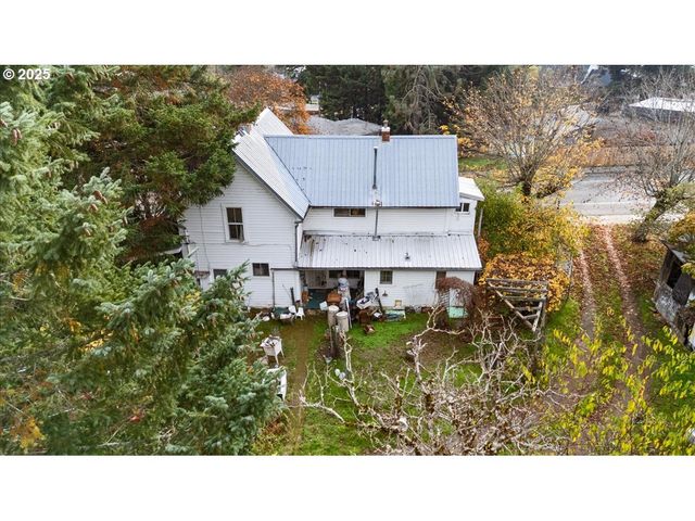 606 Nw NICHOL Ave, Myrtle Creek, OR 97457