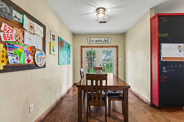 1342 County Road 1180, Decatur, TX 76234