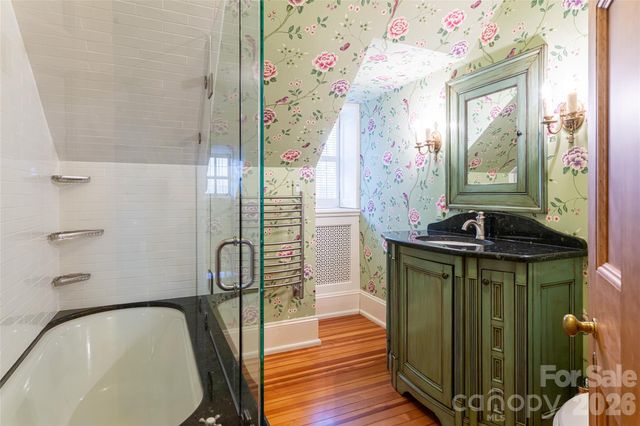 324 Vanderbilt Road, Asheville, NC 28803