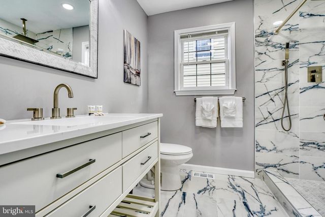 7810 DEBOY, Dundalk, MD 21222