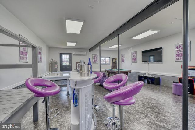 7810 DEBOY, Dundalk, MD 21222