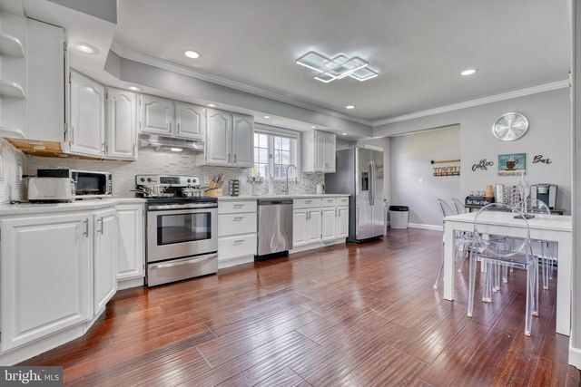 7810 DEBOY, Dundalk, MD 21222