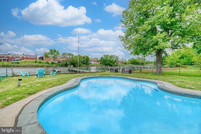 7810 DEBOY, Dundalk, MD 21222