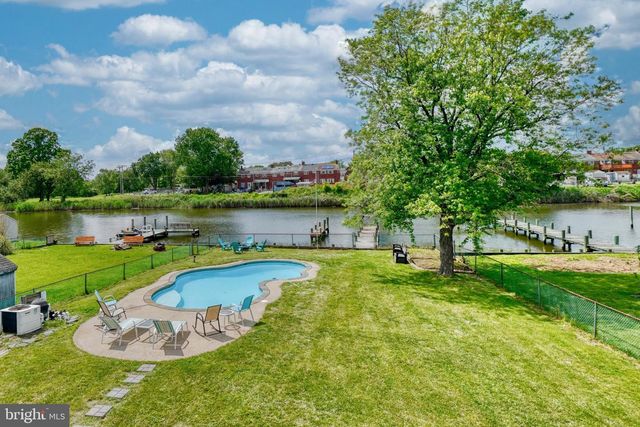 7810 DEBOY, Dundalk, MD 21222