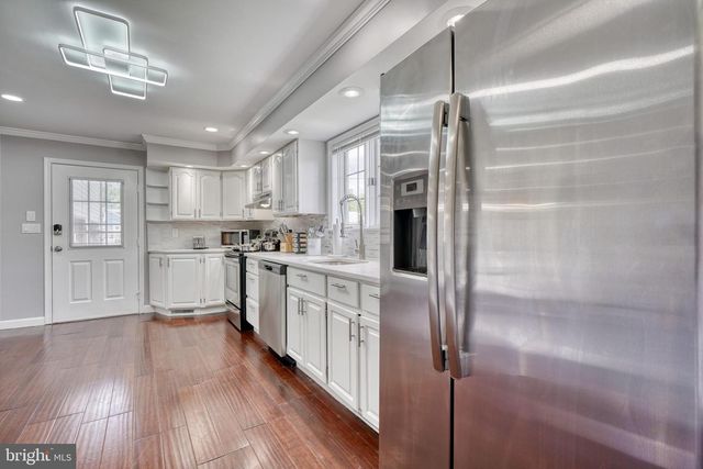 7810 DEBOY, Dundalk, MD 21222