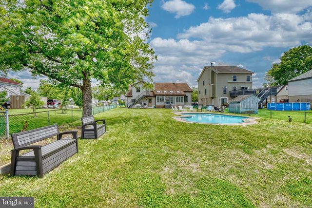 7810 DEBOY, Dundalk, MD 21222