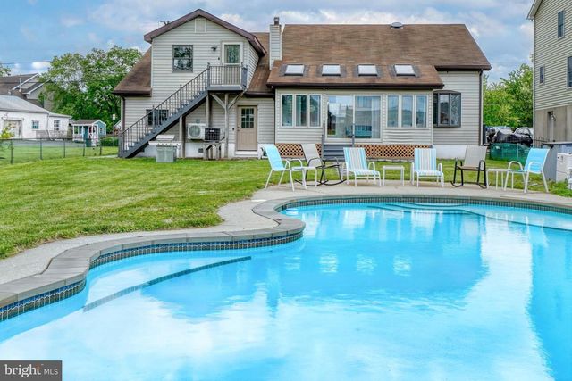 7810 DEBOY, Dundalk, MD 21222