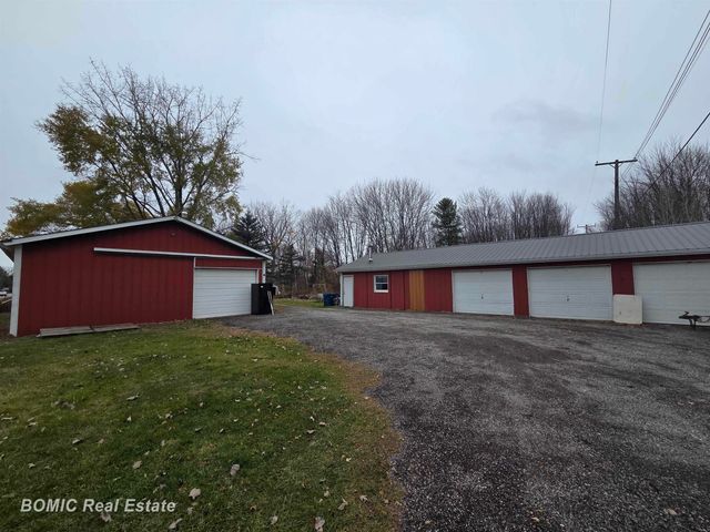 8832 Ormes Road, Vassar, MI 48768