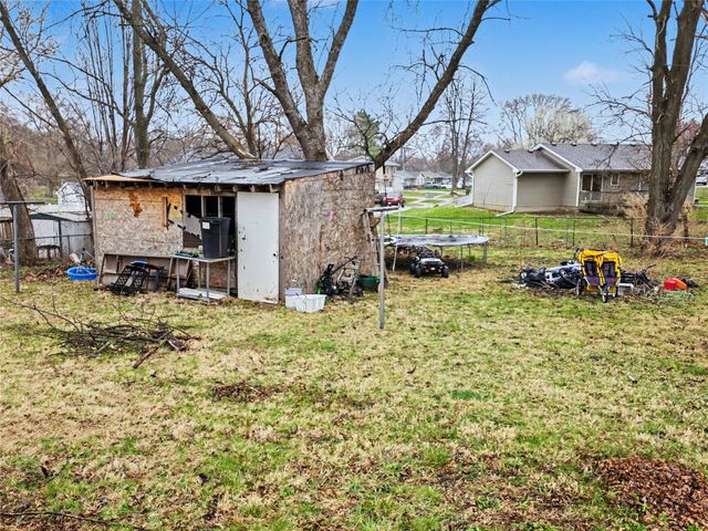 4101 SE 2nd Street, Des Moines, IA 50315