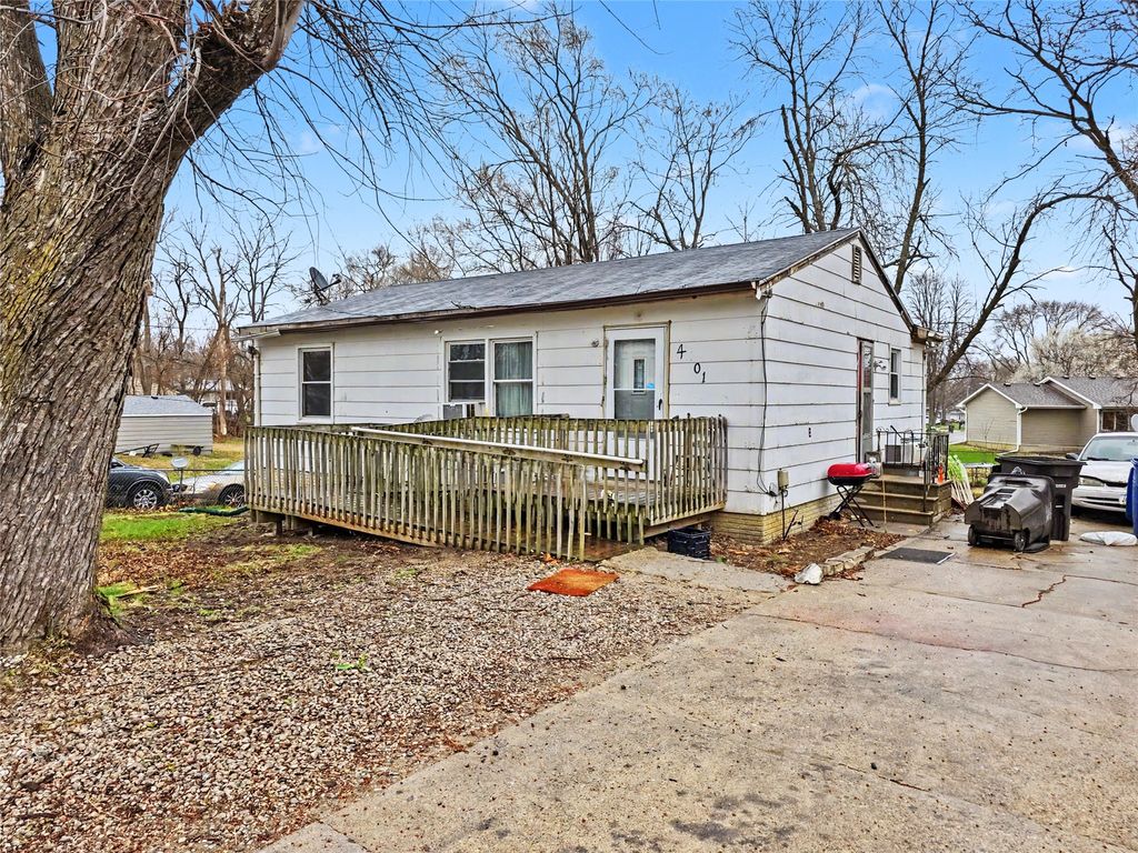 4101 SE 2nd Street, Des Moines, IA 50315