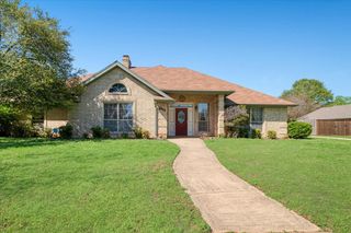 3925 Jasmine Street, Paris, TX 75462