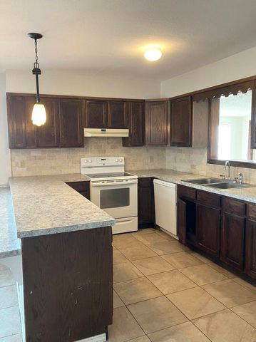 1001 Jefferson Street, Plainview, TX 79072