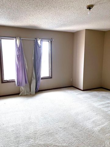 1001 Jefferson Street, Plainview, TX 79072