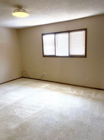 1001 Jefferson Street, Plainview, TX 79072