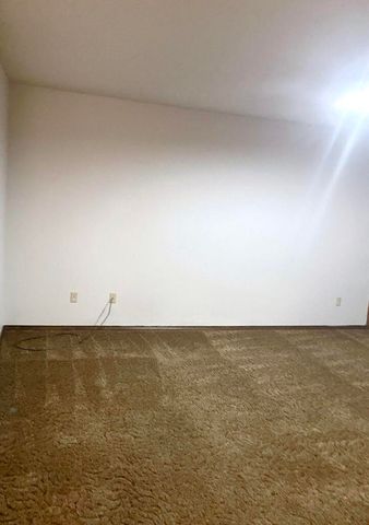 1001 Jefferson Street, Plainview, TX 79072