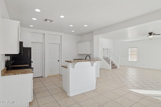 9951 W BLOCH Road, Tolleson, AZ 85353