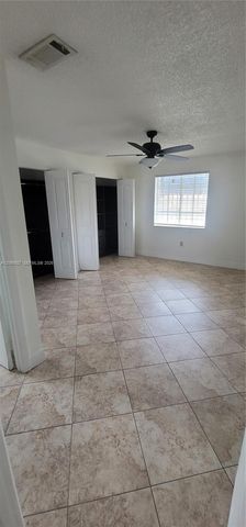 3254 W 70th Street 201, Hialeah, FL 33018