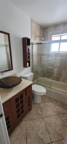 3254 W 70th Street 201, Hialeah, FL 33018