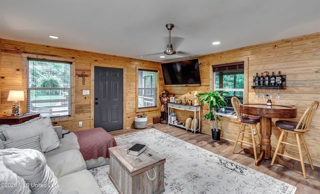 1058 E Broadwater Road, Byram, MS 39212