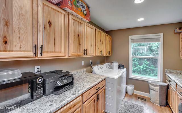 1058 E Broadwater Road, Byram, MS 39212