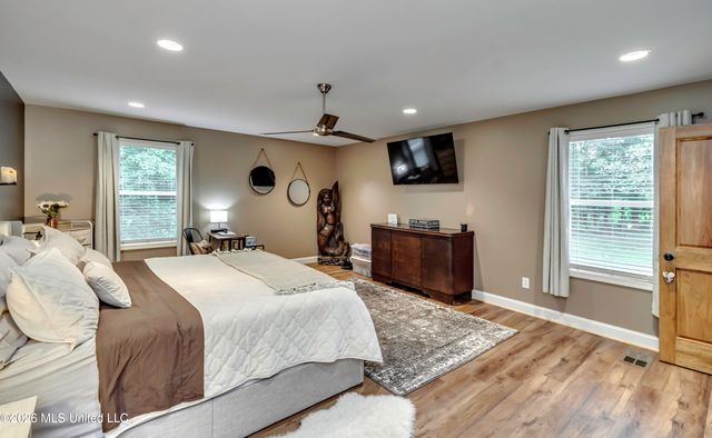 1058 E Broadwater Road, Byram, MS 39212