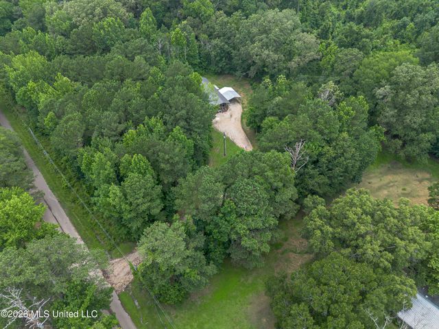 1058 E Broadwater Road, Byram, MS 39212