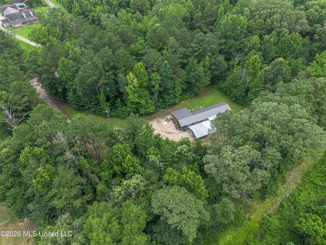 1058 E Broadwater Road, Byram, MS 39212