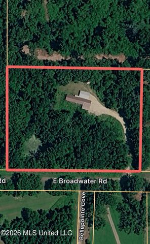 1058 E Broadwater Road, Byram, MS 39212