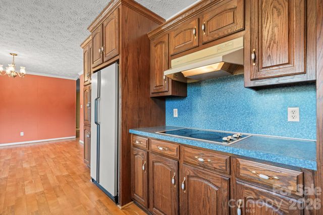 1470 Fairway Acres Road, Lenoir, NC 28645