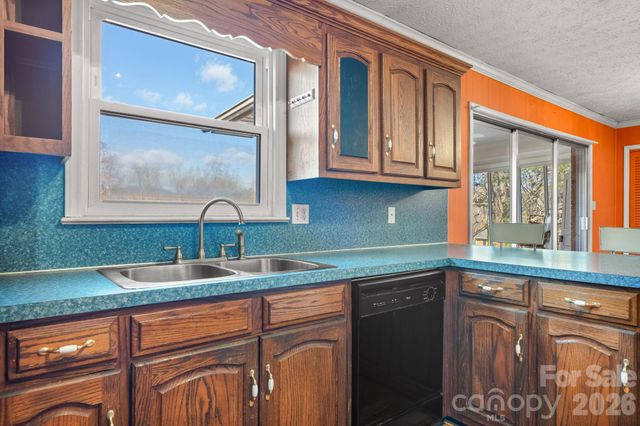 1470 Fairway Acres Road, Lenoir, NC 28645