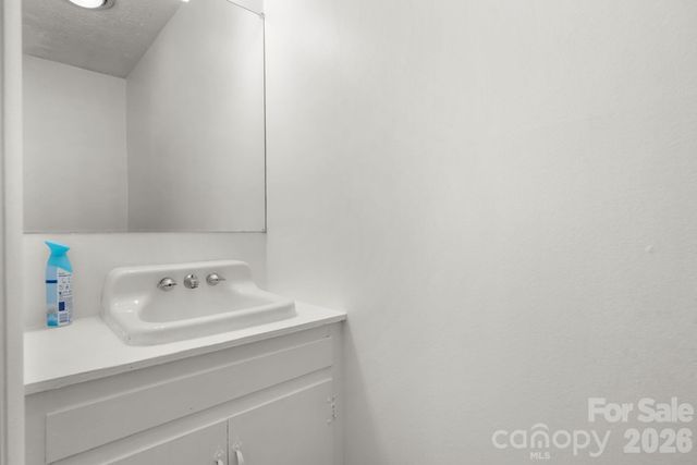 1470 Fairway Acres Road, Lenoir, NC 28645